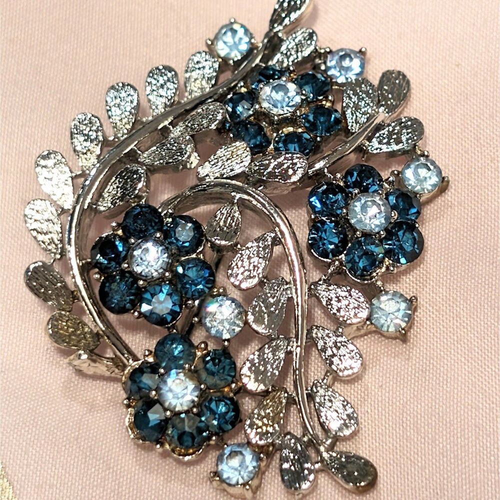 Vintage Silver Two Tone Blue Rhinestone Floral Brooch Pin 2" Coro?